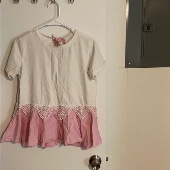 White and pink t shirt - Picture 1 of 1